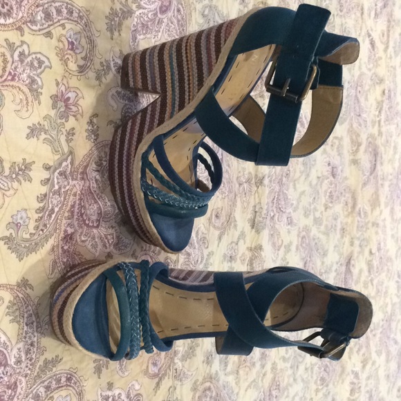 Nine West Fun, Fabulous Espadrille - Picture 2 of 5